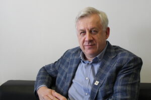 Chcąc pomóc, musimy uchodźców aktywizować
